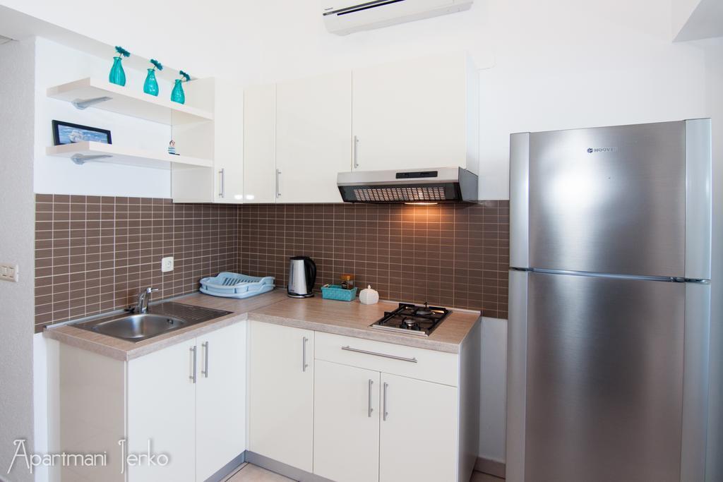Apartments Jerko พรีมอชเตน ภายนอก รูปภาพ